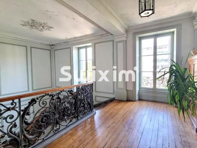Appartement 2ème étage 114,22 m2