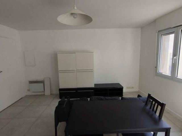 Appartement 2ème étage 31 m2 1 pièce Meublé