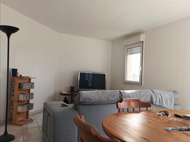 Appartement 2ème étage 65,04 m2 3 pièces Non meublé