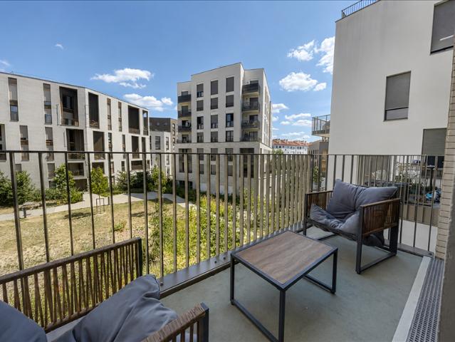 Appartement 2ème étage 76,50 m2 4 pièces Meublé
