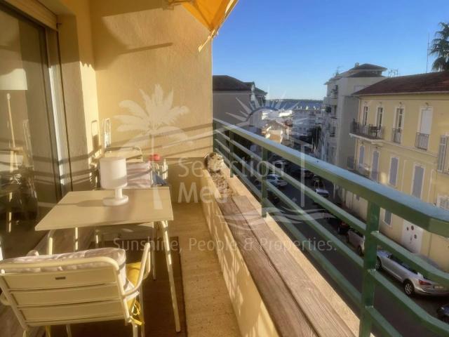 APPARTEMENT 2P APERCU MER AU CALME