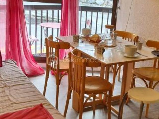 Appartement 2P avec balcon plein Sud !