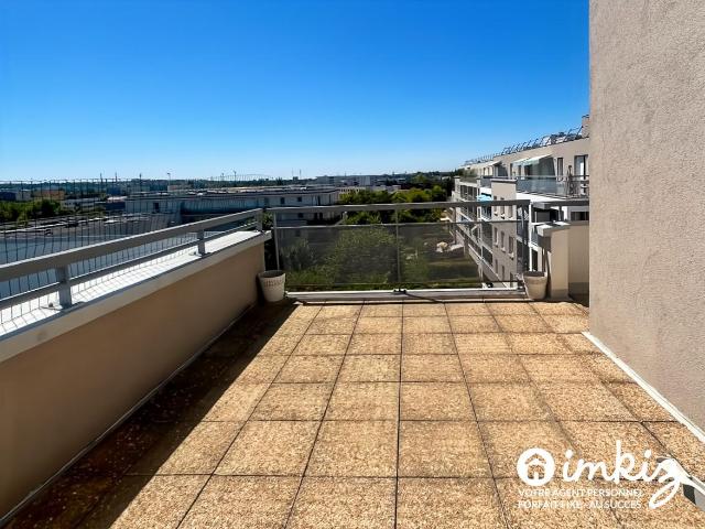 Appartement 2p Dernier étage Terrasse et Box