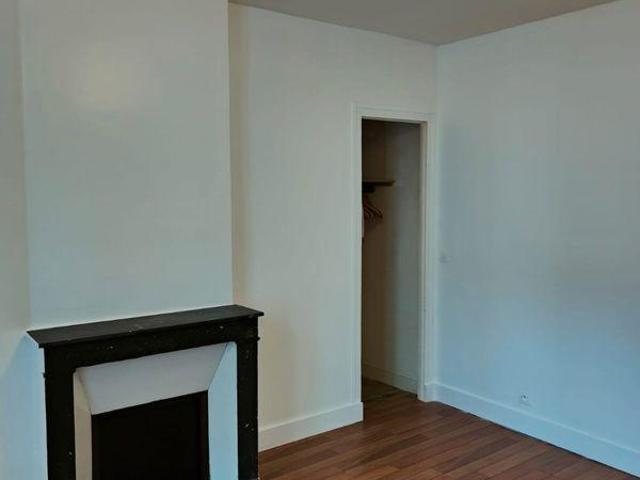 Appartement 2P lumineux métro Max Dormoy