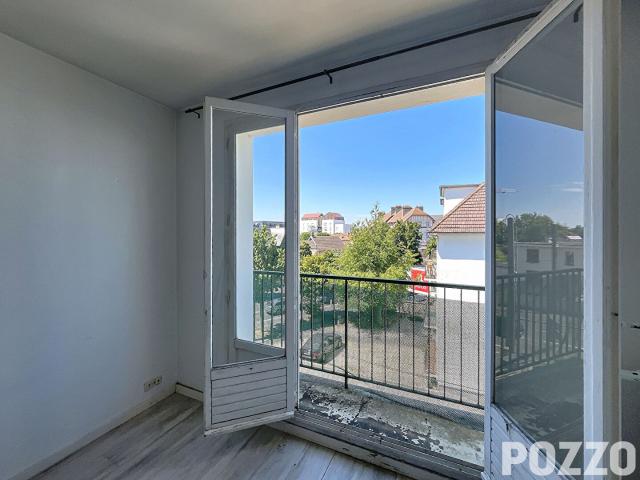 Appartement 2PP à rénover dernier étage Mondeville