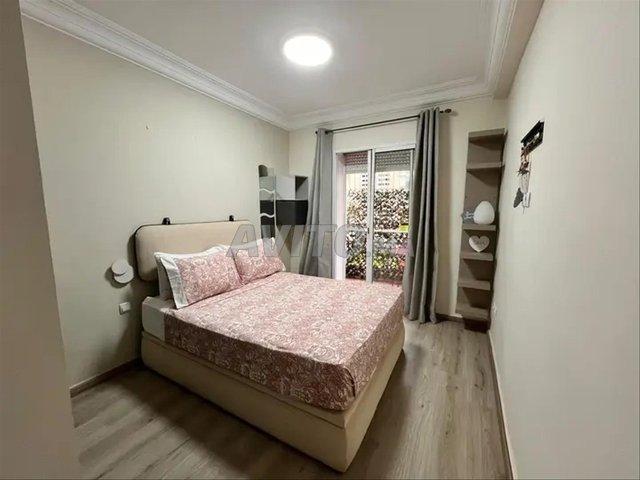 Appartement 300 Dh Victor Hugo