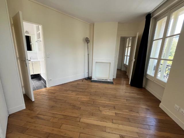 appartement 30.15 m² 2 pièces paris 75013