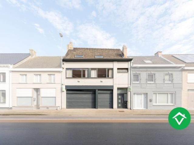 Appartement 319 m² 6 Ch à vendre à Eernegem