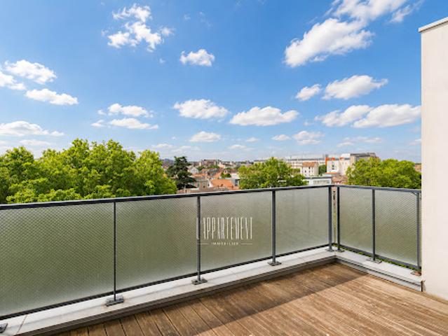 Appartement contemporain avec terrasse