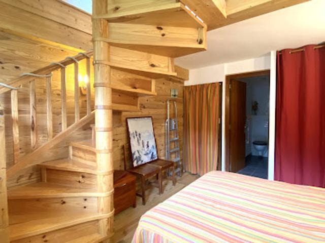 Appartement avec terrasse et piscine