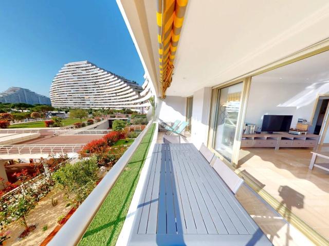 APPARTEMENT 3/4 PIECES de 68 m² à MARINA BAIE DES ANGES