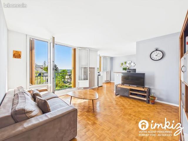 Appartement 3/4 pièces dernier étage