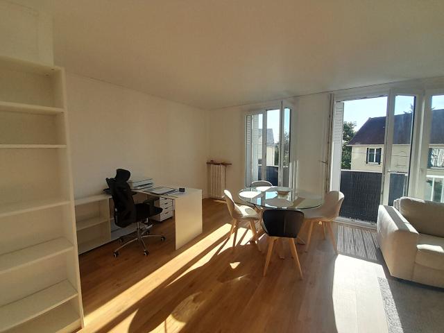 APPARTEMENT 3/4 PIÈCES MEUBLÉ EN CENTRE VILLE