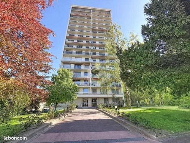 Appartement 36 pièces 109 m²