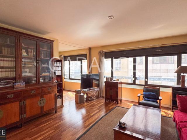Appartement 3 ou 4 pièces avec 1, 2 ou 3 chambres à Paris