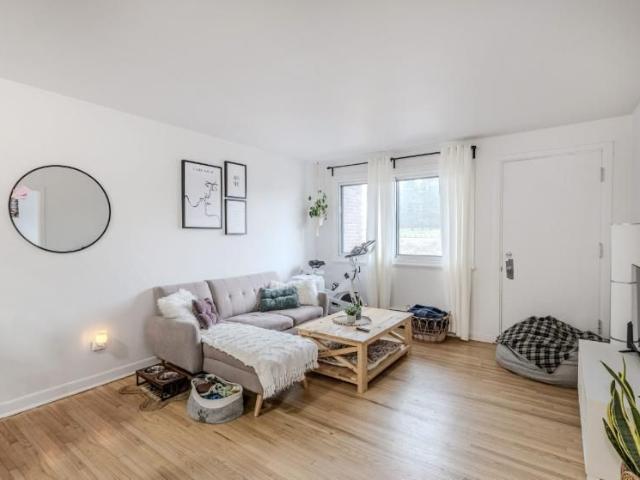 Appartement 3 ½ à louer Sainte Foy / Sillery août 2026