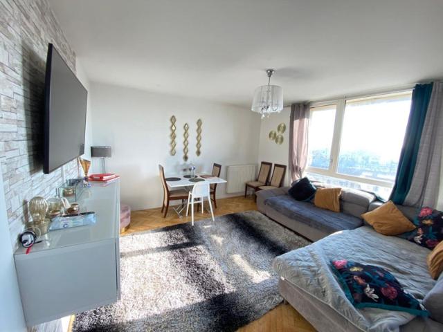 appartement 3 chambre avec une belle terrasse