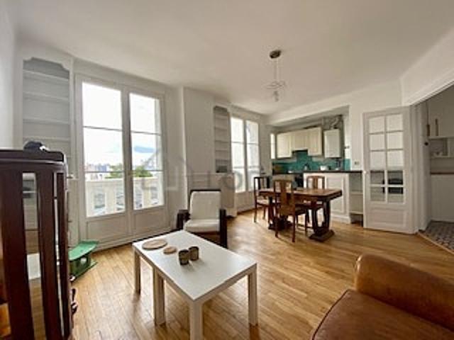 Appartement 3 chambres meublé avec local à vélos Gambetta Paris 20°