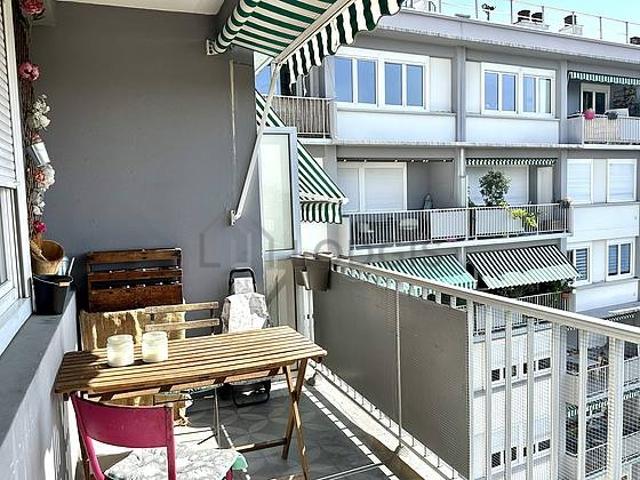 Appartement 3 chambres meublé avec terrasse, ascenseur et local à vélos Nord Ouest de Lyon