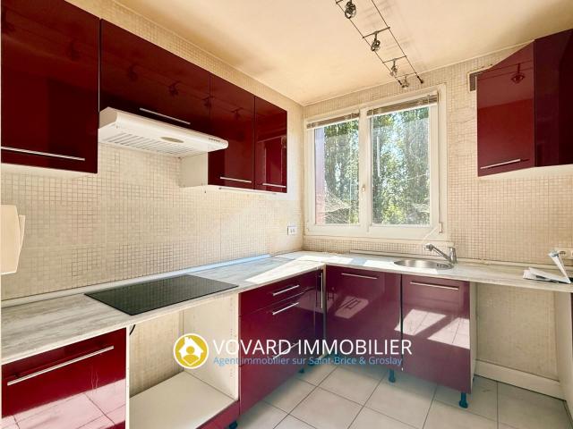 Appartement 3 chambres avec balcon à Sarcelles Village