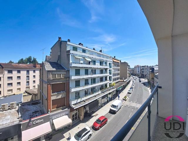 Appartement 3 chambres avec balcon, parking et ascenseur – Centre ville Montluçon
