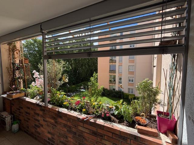 APPARTEMENT 3 CHAMBRES AVEC TERRASSE
