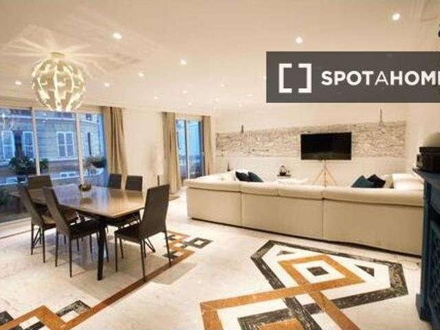 Appartement 3 chambres à louer à Vaugirard, Paris