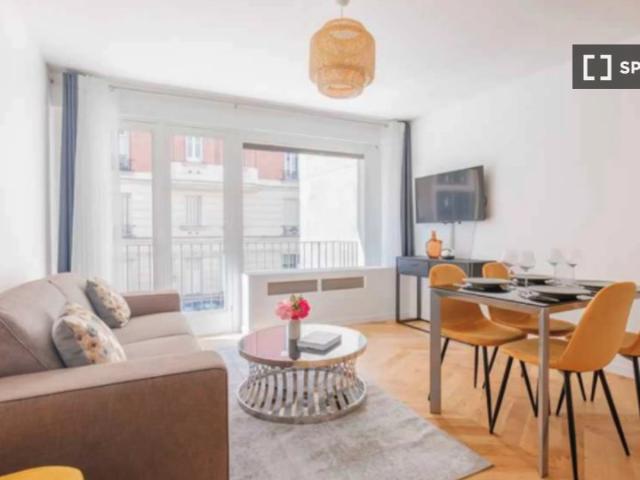 Appartement 3 chambres à louer à Ste Marguerite, Paris