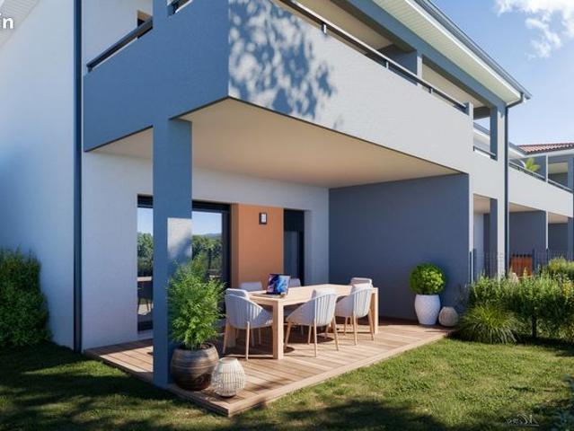 Appartement 3 chambres en rez de jardin avec grande terrasse