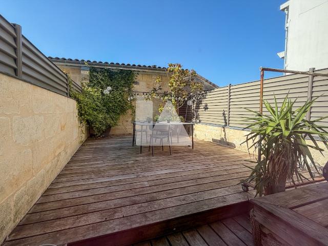 APPARTEMENT 3 CHAMBRES TERRASSE PARKING