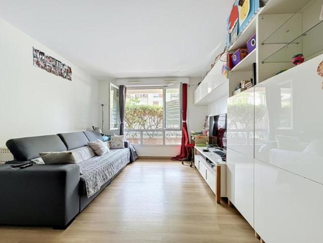 Grand Appartement 3 chambres 77 m2 métro 7 LEO LAGRANGE VILLEJUIF