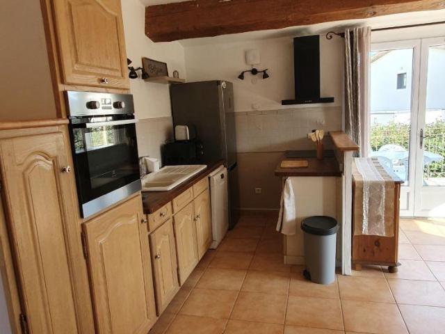 Appartement 3 P dans de rez de chaussée en villa