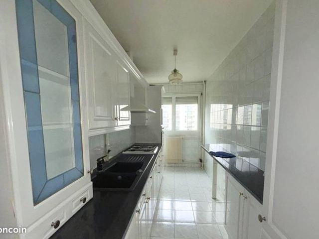 Appartement 3 p de 56m² proche écoles
