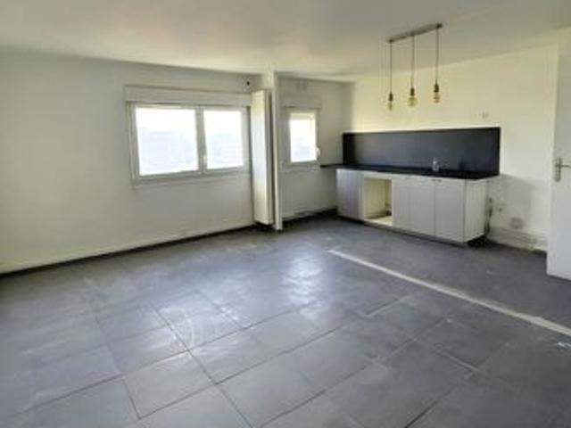 Appartement 3 p de 70m² proche toutes commodités