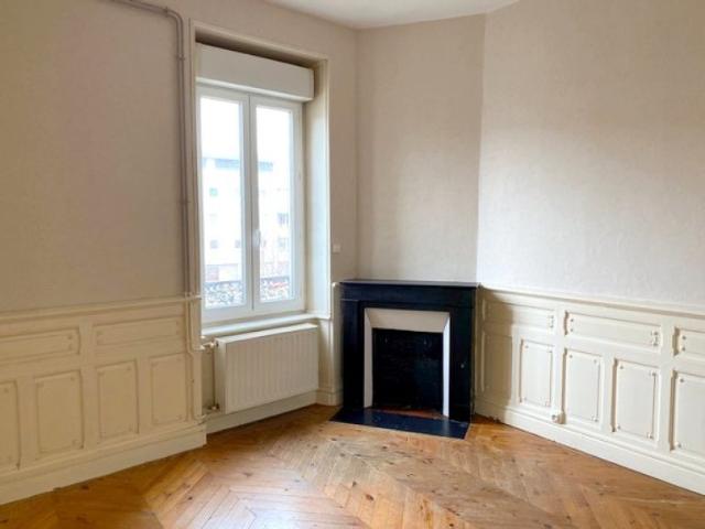 Appartement 3 pièce s 1 chambre s 56 m²