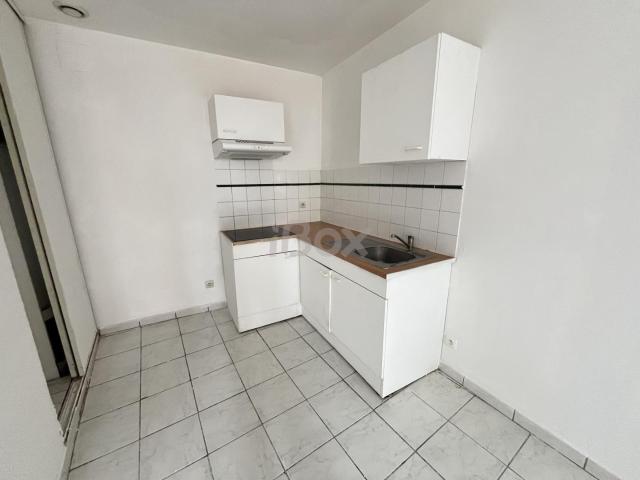 Appartement 3 pièce s 2 chambre s 48.28 m²