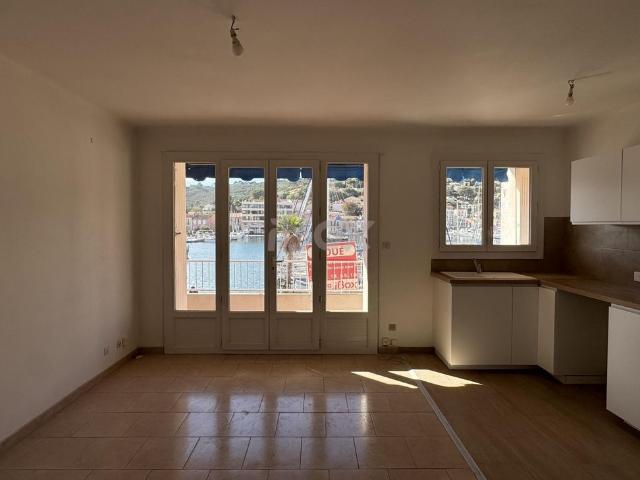 Appartement 3 pièce s 2 chambre s 50.55 m²