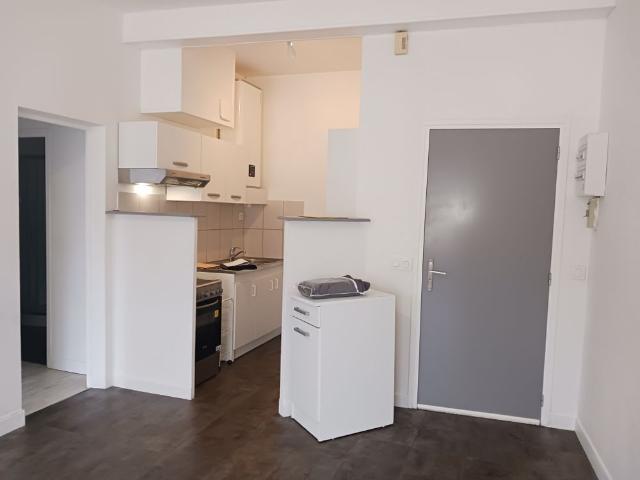Appartement 3 pièce s 2 chambre s 60.75 m²