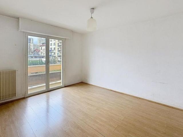 Appartement 3 pièce s 2 chambre s 61 m²