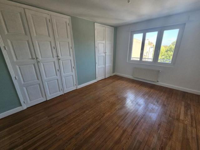Appartement 3 pièce s 2 chambre s 62 m²