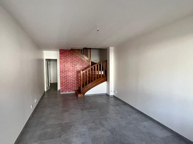 Appartement 3 pièce s 2 chambre s 64.93 m²