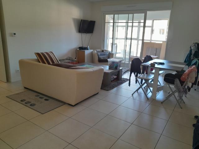 Appartement 3 pièce s 2 chambre s 64 m²