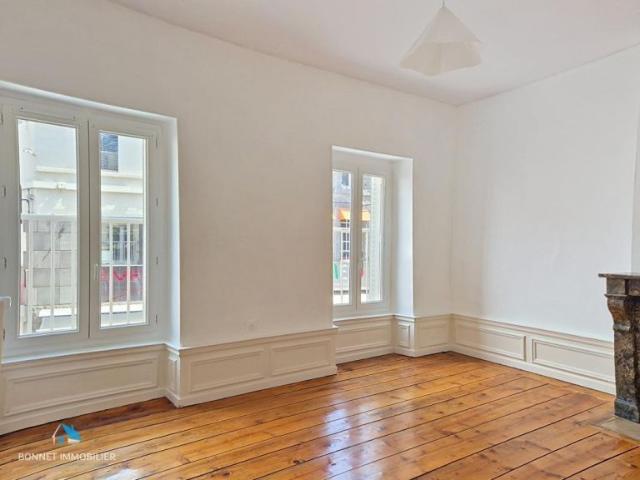 Appartement 3 pièce s 2 chambre s 65 m²