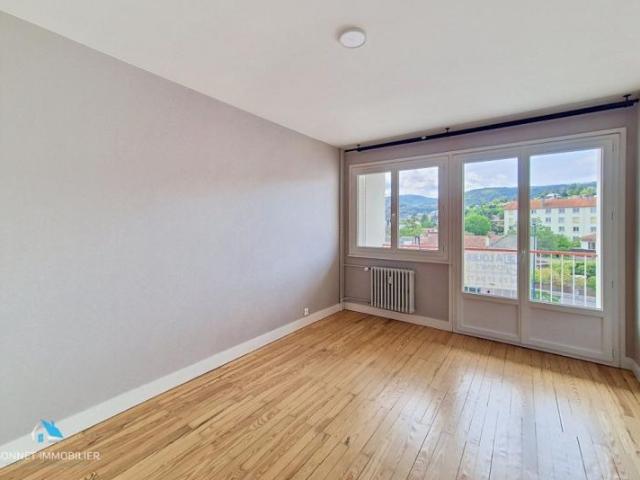 Appartement 3 pièce s 2 chambre s 66 m²