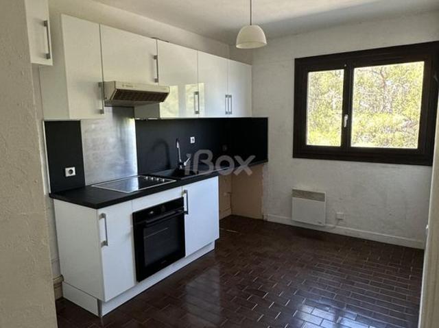 Appartement 3 pièce s 2 chambre s 69.9 m²