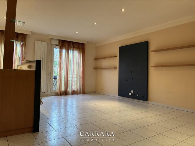 Appartement 3 pièce s 2 chambre s 70.35 m²