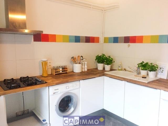 Appartement 3 pièce s 2 chambre s 75.11 m²