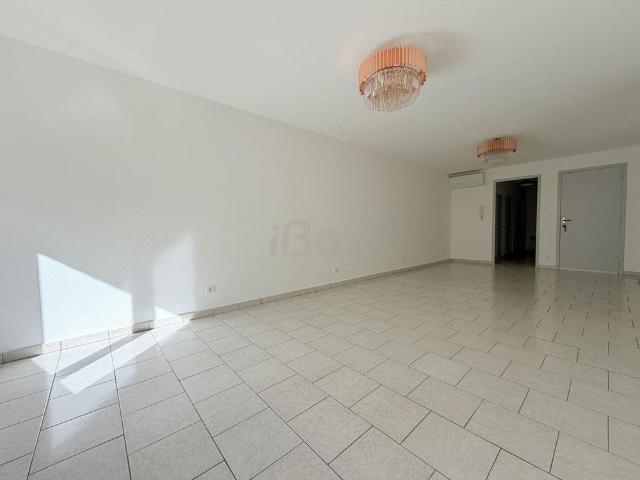 Appartement 3 pièce s 2 chambre s 78.38 m²
