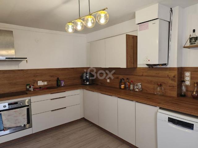 Appartement 3 pièce s 2 chambre s 84.19 m²