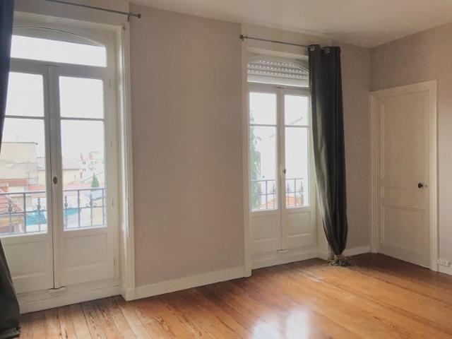Appartement 3 pièce s 2 chambre s 88.64 m²